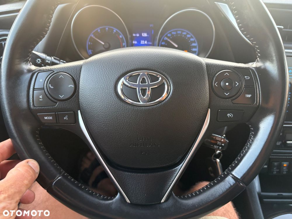 Toyota Auris 1.2 T GPF Premium - 31