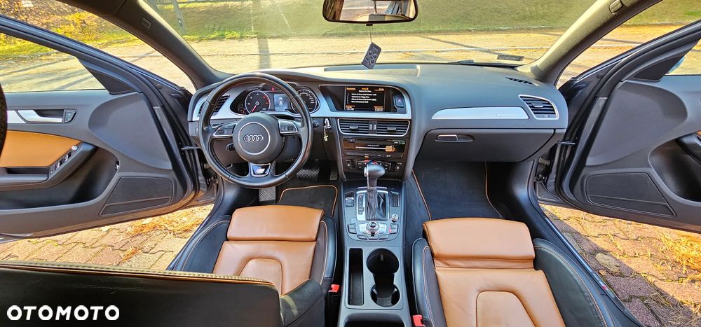 Audi A4 Avant 2.0 TDI S tronic quattro - 17