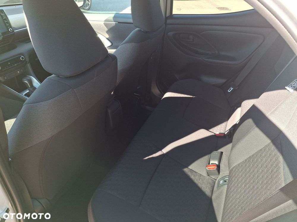 Toyota Yaris Hybrid 1.5 Comfort - 10