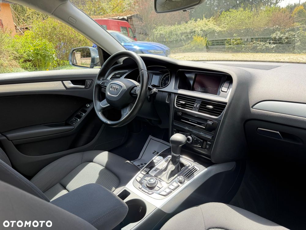 Audi A4 Limousine 2.0 TDI DPF multitronic Attraction - 7