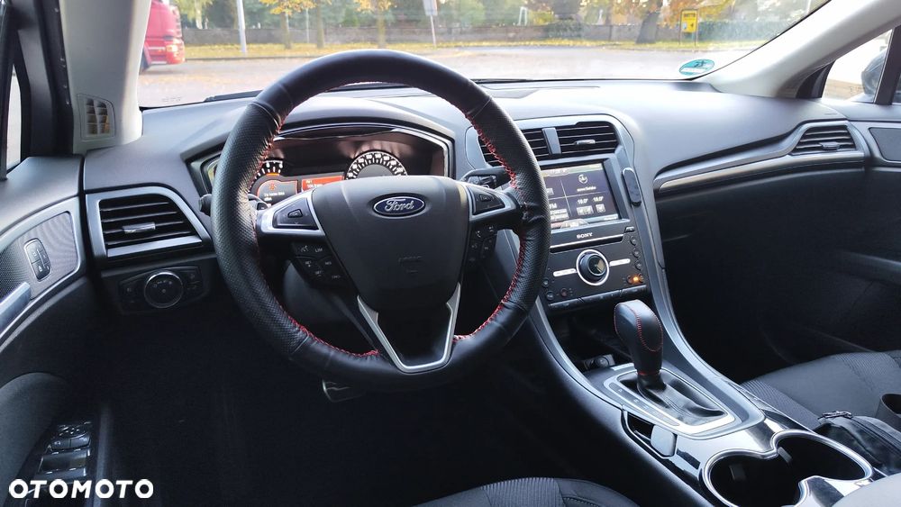 Ford Mondeo 2.0 TDCi Titanium PowerShift - 19