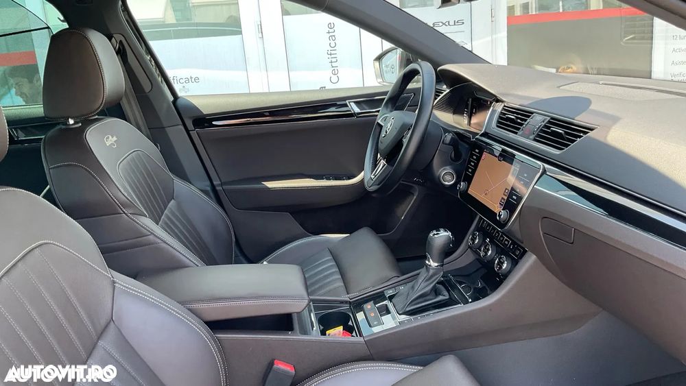 SKODA Superb 2019 — imagine 36