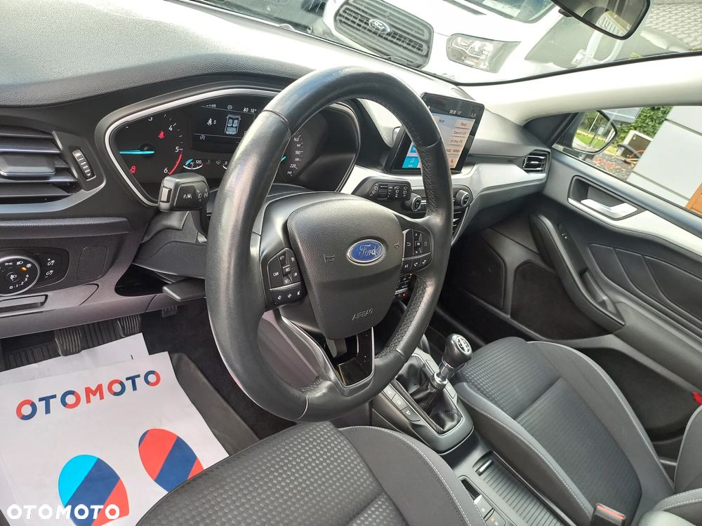 Ford Focus Turnier 1.5 EcoBlue Start-Stopp-System TITANIUM - 21