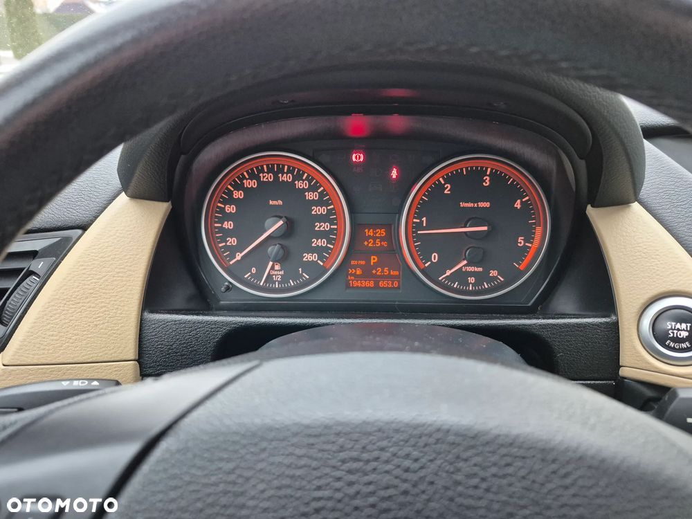 BMW X1 xDrive18d - 3