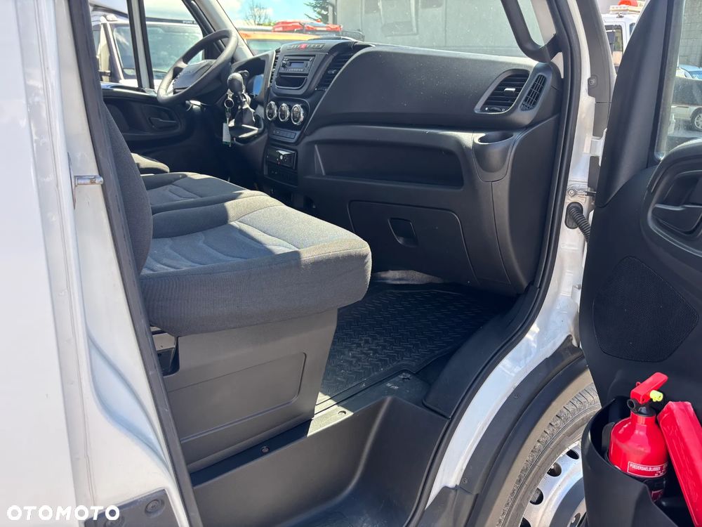 Iveco DAILY 65C15,65C17,65C18,70C15,70C17,70C18,72C15,72C17,72C18 RAMA DO ZABUDOWY WYWROT KONTENER CHLODNIA 70 SZTUK NA PLACU - 8