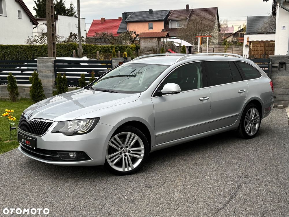Skoda Superb 2.0 TDI Green tec DSG Elegance - 15