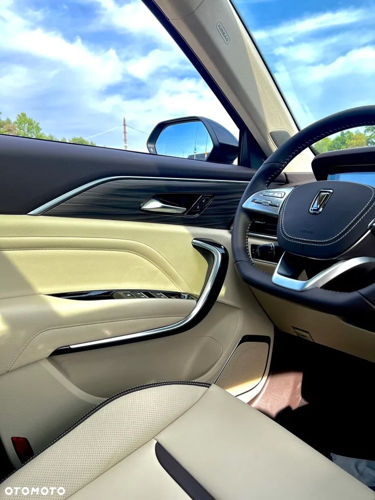 Bestune T77 1.5T Business DCT - 15