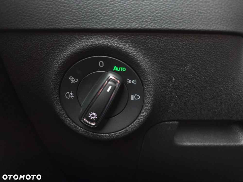Skoda Karoq 1.5 TSI ACT 4x2 Style DSG - 11