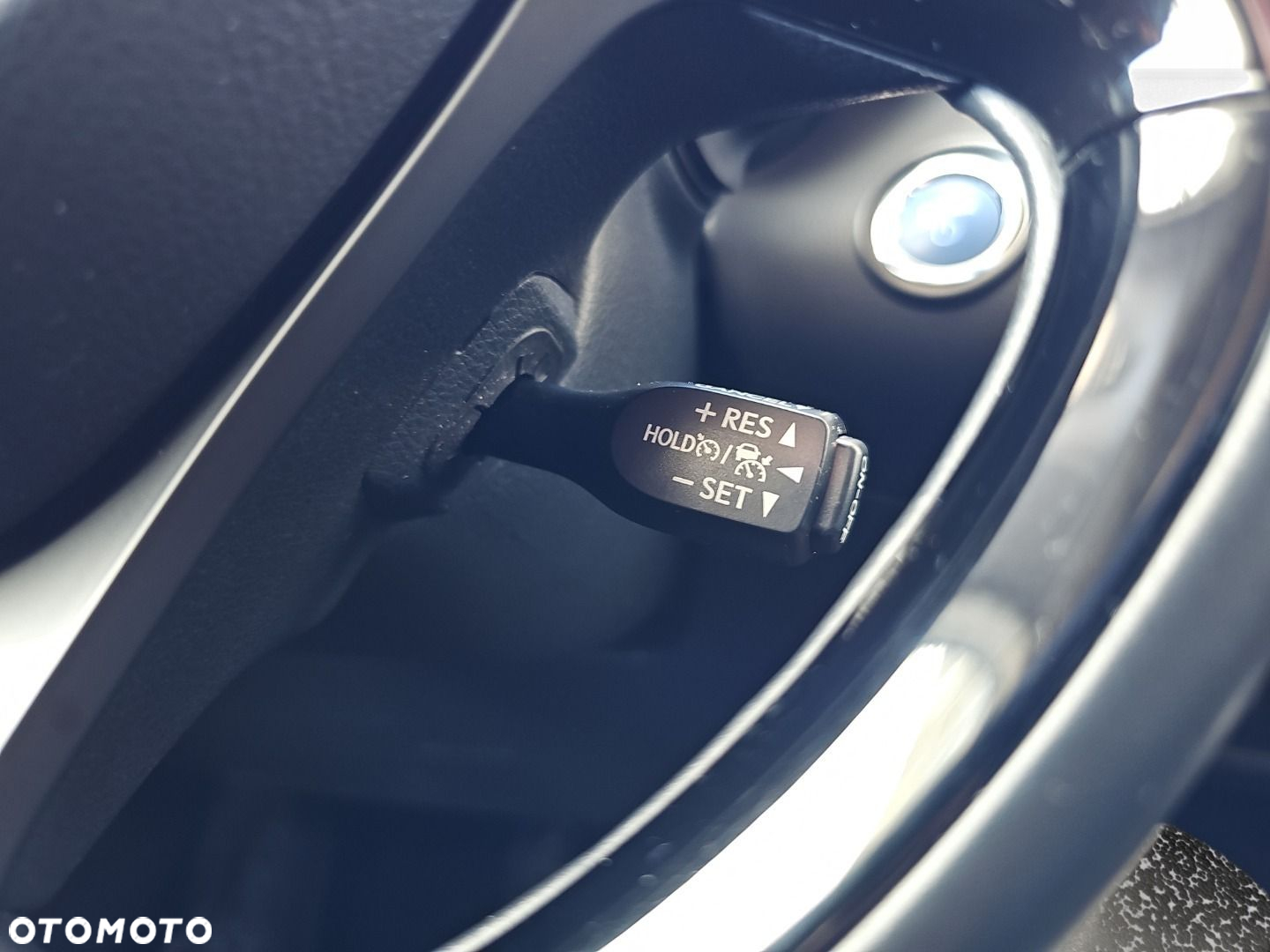 Toyota C-HR - 21