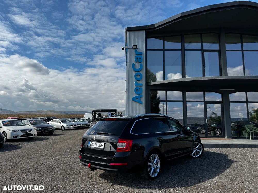 Skoda Octavia 1.6 TDI DSG Style - 6