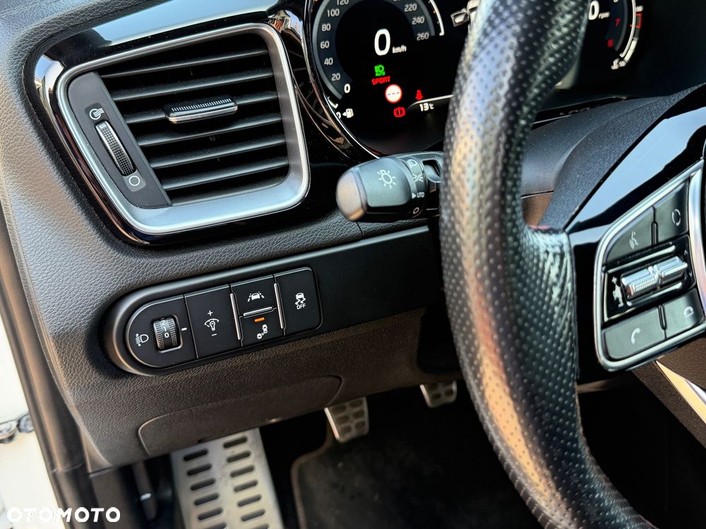 Kia Ceed 1.6 T-GDI GT-Challenge - 34