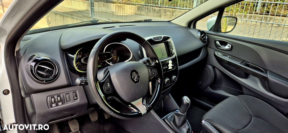 Renault Clio ENERGY TCe 90 Start & Stop Experience - 14