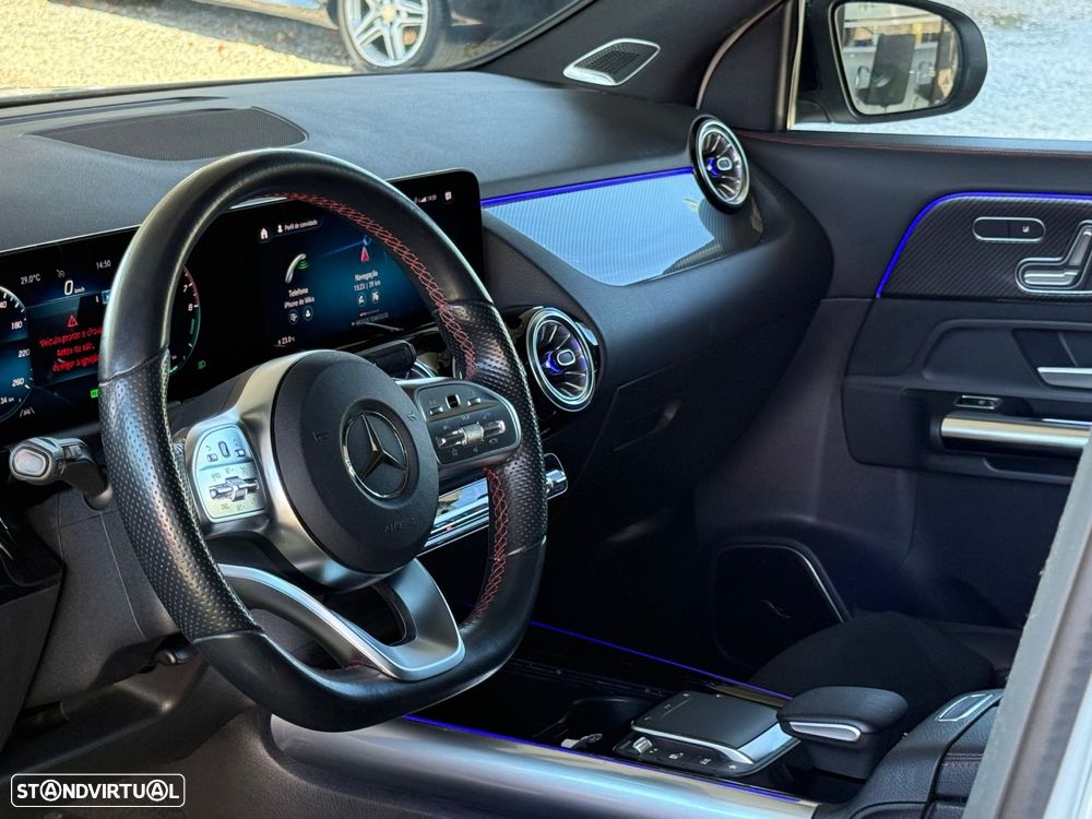 Mercedes-Benz GLA 250 - 57