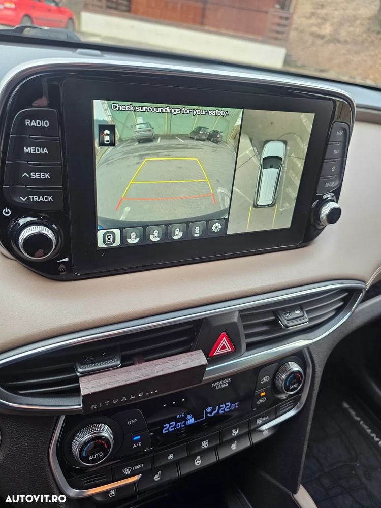 Hyundai Santa Fe 2.2 CRDi 4WD 8AT Luxury - 19