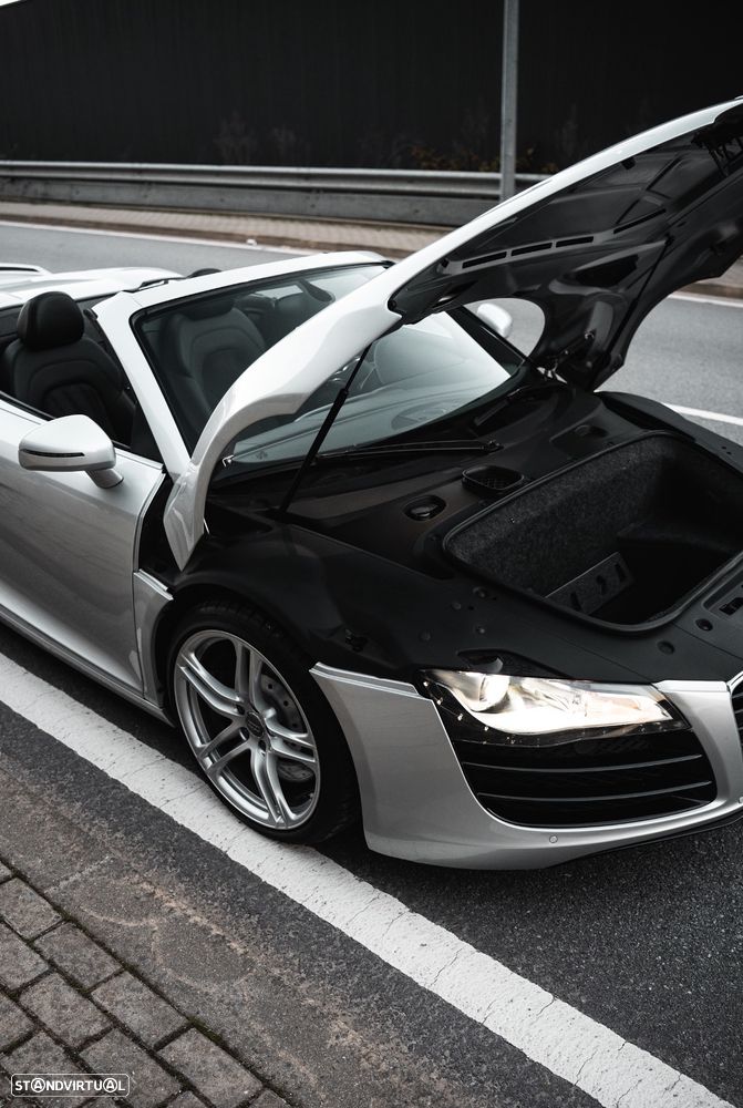 Audi R8 Spyder 4.2 FSI quattro R tronic - 50