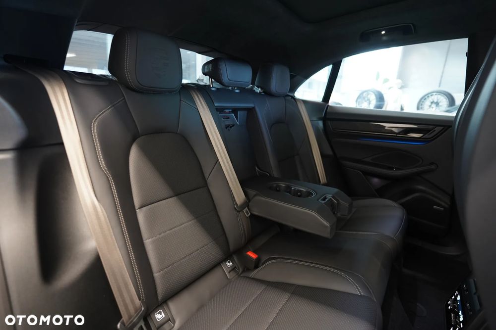 Porsche Macan ver-turbo-100kwh - 11