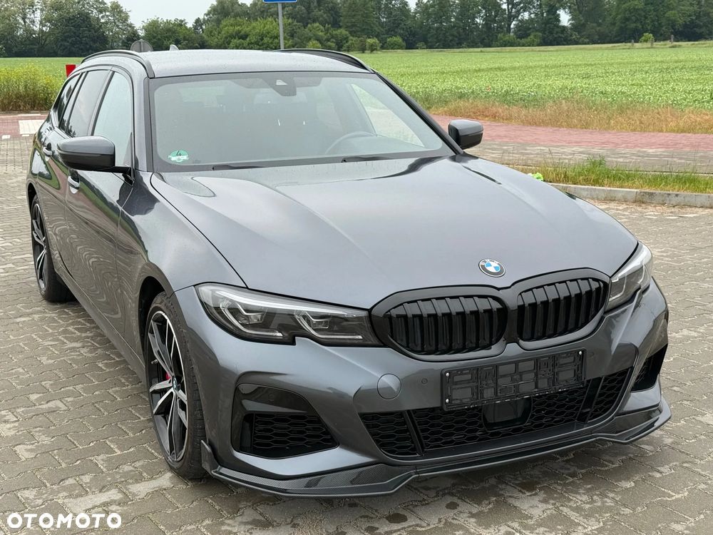 BMW Seria 3 320d xDrive M Sport Shadow - 37