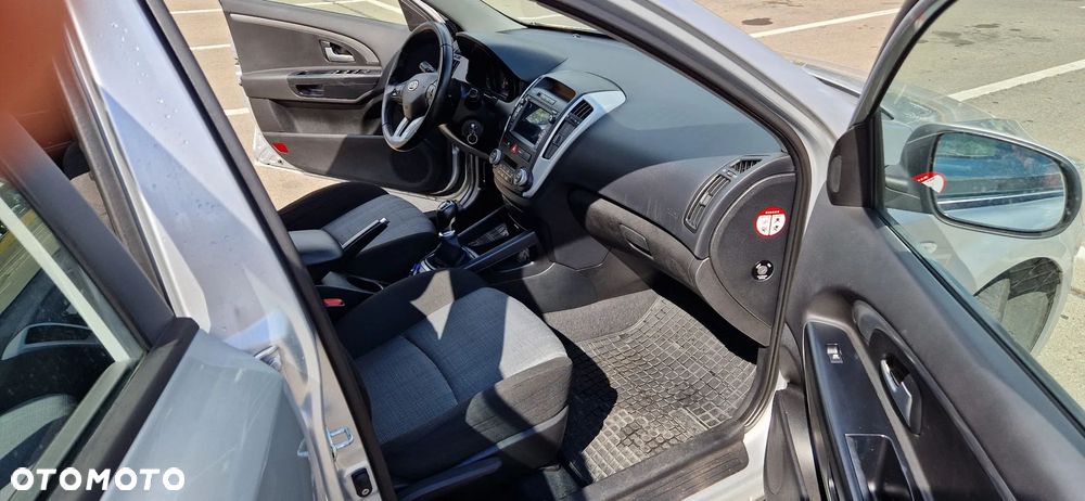 Kia Ceed 1.4 Comfort - 15