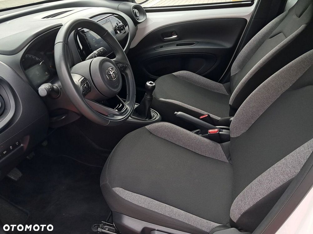 Toyota Aygo X - 14