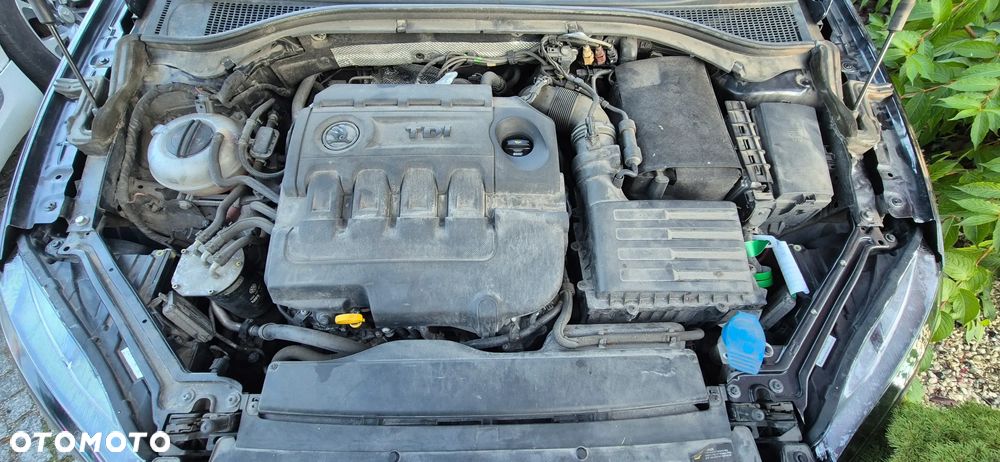 Skoda Superb 2.0 TDI Style DSG - 17