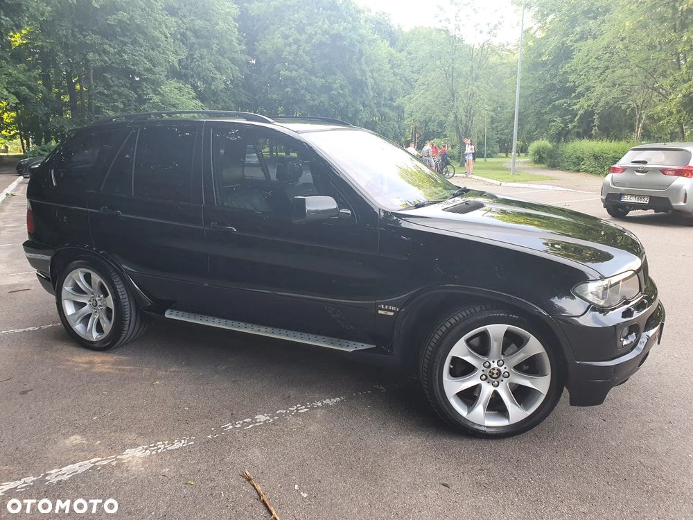 BMW X5 4.8is - 3
