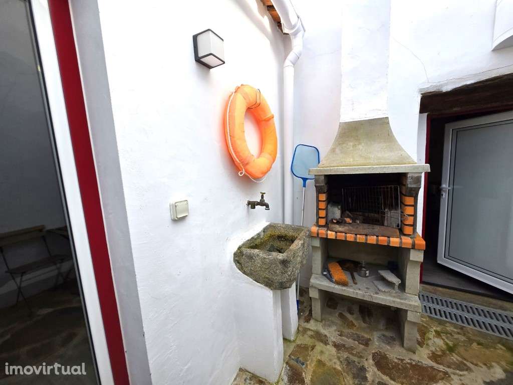 Simpática Moradia T2 em Motrinos , perto de Monsaraz - Grande imagem: 3/23