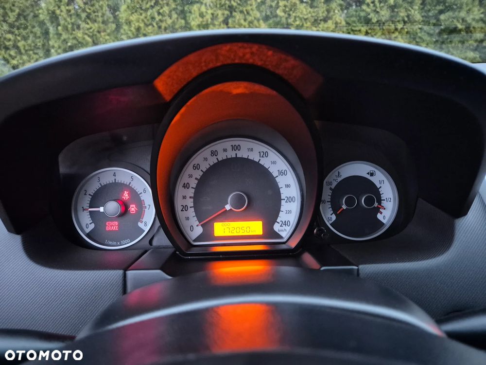 Kia Ceed 2.0 CVVT Spirit - 32