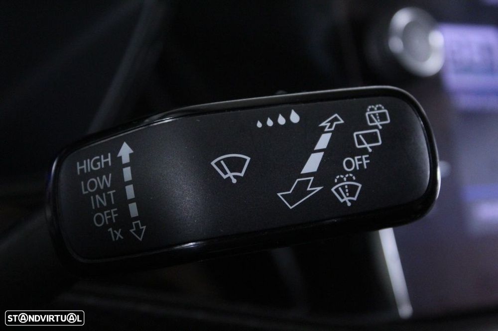 VW T-Cross 1.0 TSI Life - 26