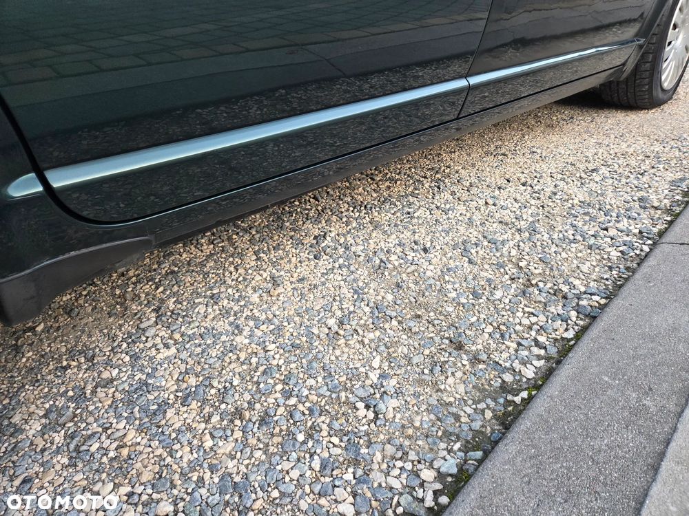 Skoda Superb 2.0 TDI DPF Elegance - 22