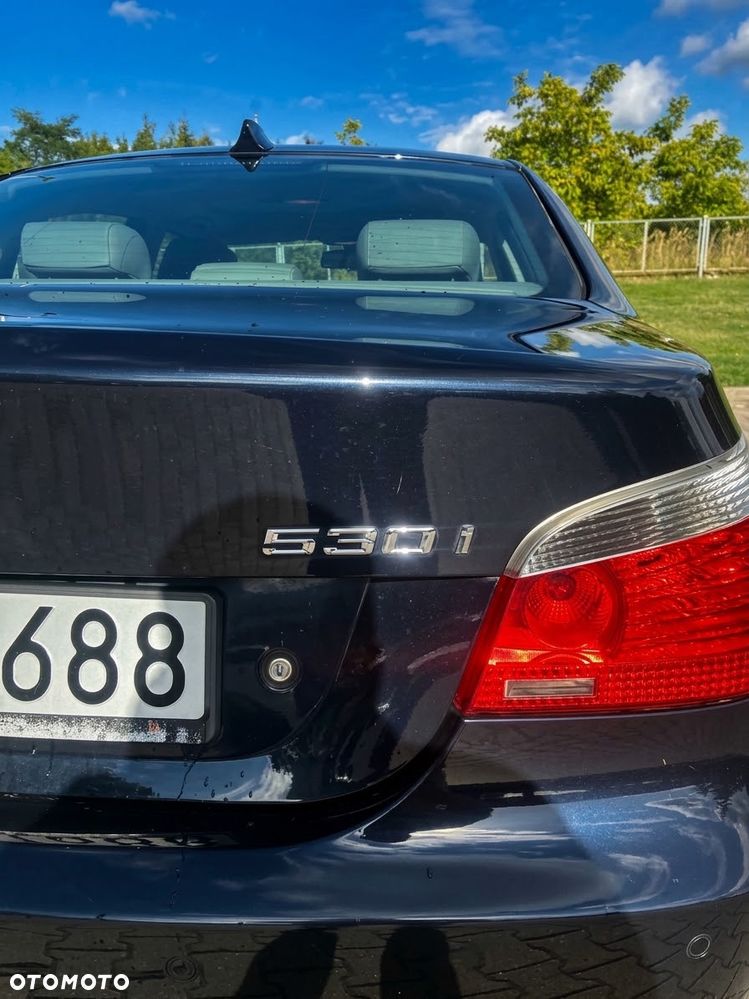 BMW Seria 5 530i - 8