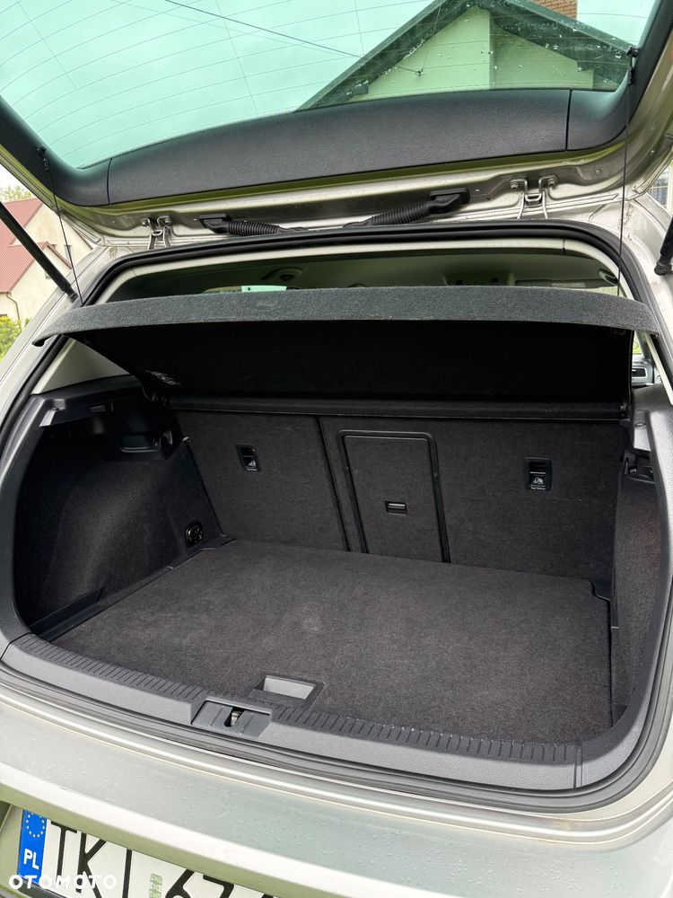 Volkswagen Golf 1.4 TSI BMT Comfortline - 10