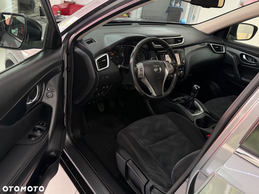 Nissan X-Trail 1.6 DCi Tekna 2WD EU6 - 23