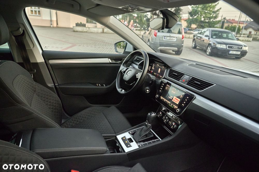 Skoda Superb 1.5 TSI Ambition DSG - 33