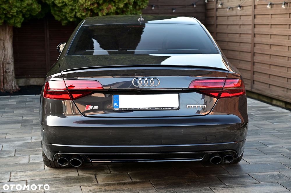 Audi S8 - 4