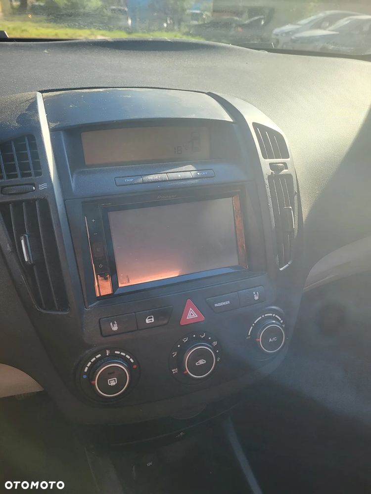 Kia Ceed 1.4 Comfort - 6