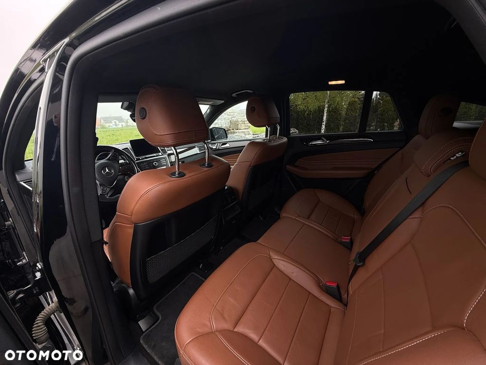 Mercedes-Benz GLE 400 4-Matic - 3