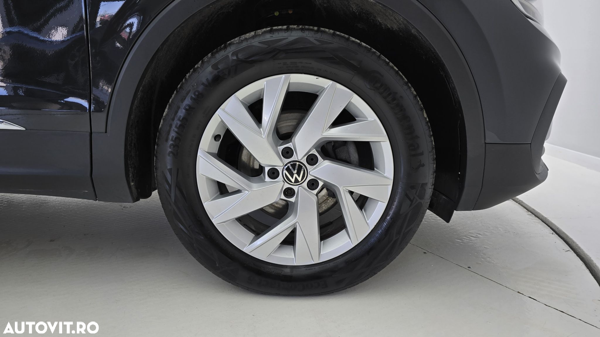 Volkswagen Tiguan 2.0 TDI 4Mot DSG Comfortline - 23