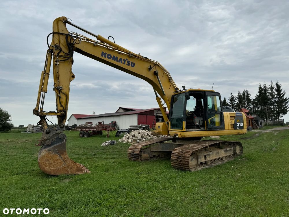 Komatsu PC210 LC - 2