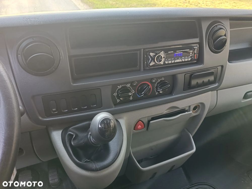 Renault Master - 11