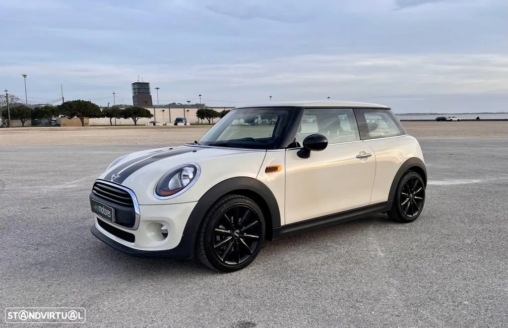 MINI 3 Portas One D Blackyard - 3