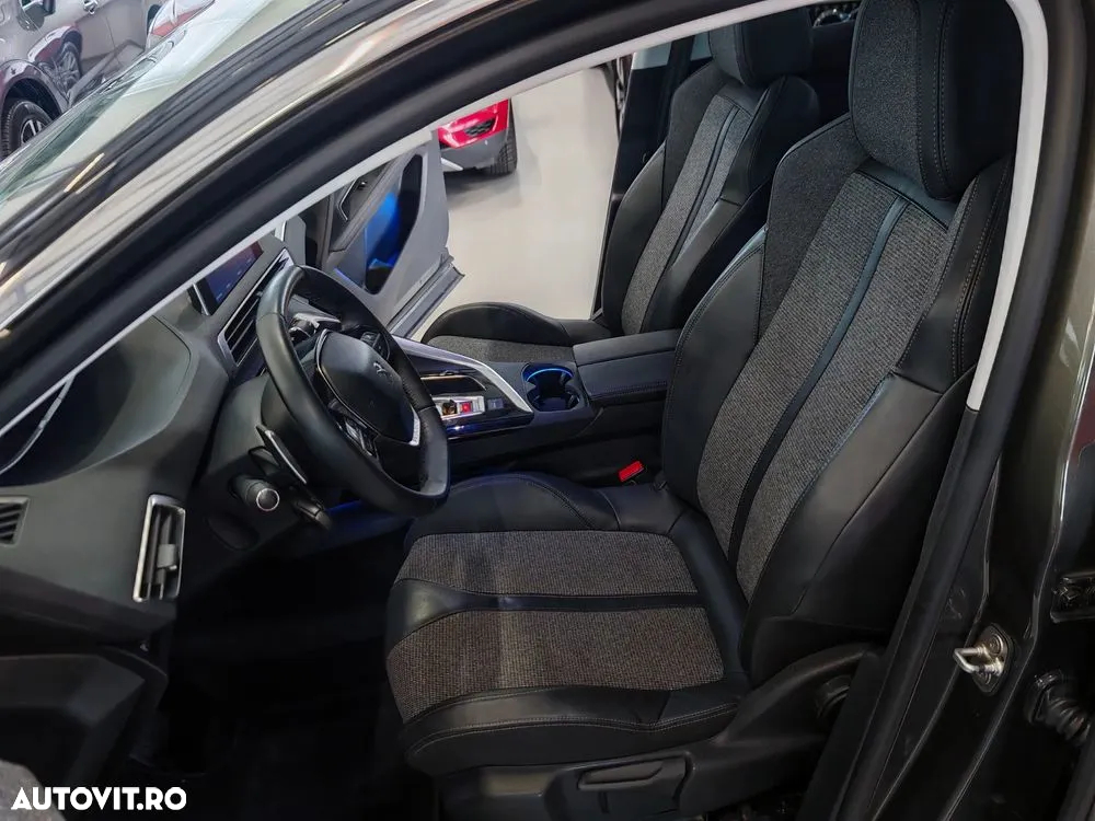 Peugeot 3008 1.2 PureTech S&S EAT8 Allure - 7