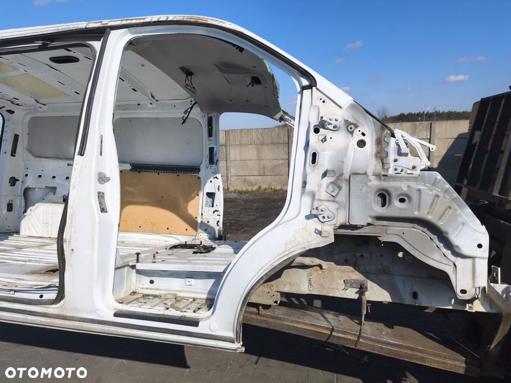 ĆWIARTKA PRAWA PRZÓD PODŁUŻNICA TRANSIT TOURNEO CUSTOM I - 1
