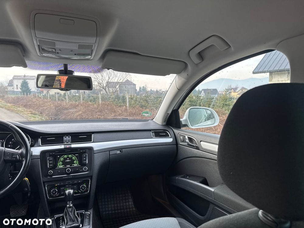 Skoda Superb 2.0 TDI 4x4 DSG Ambition - 30