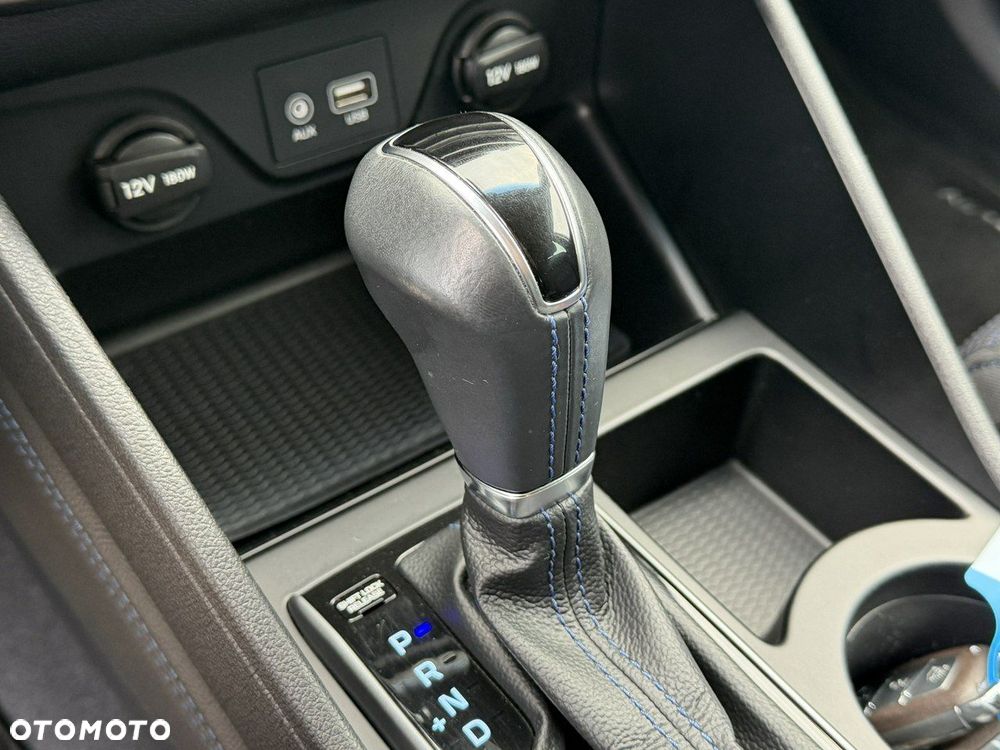 Hyundai Tucson blue 1.7 CRDi 2WD DCT Premium - 29