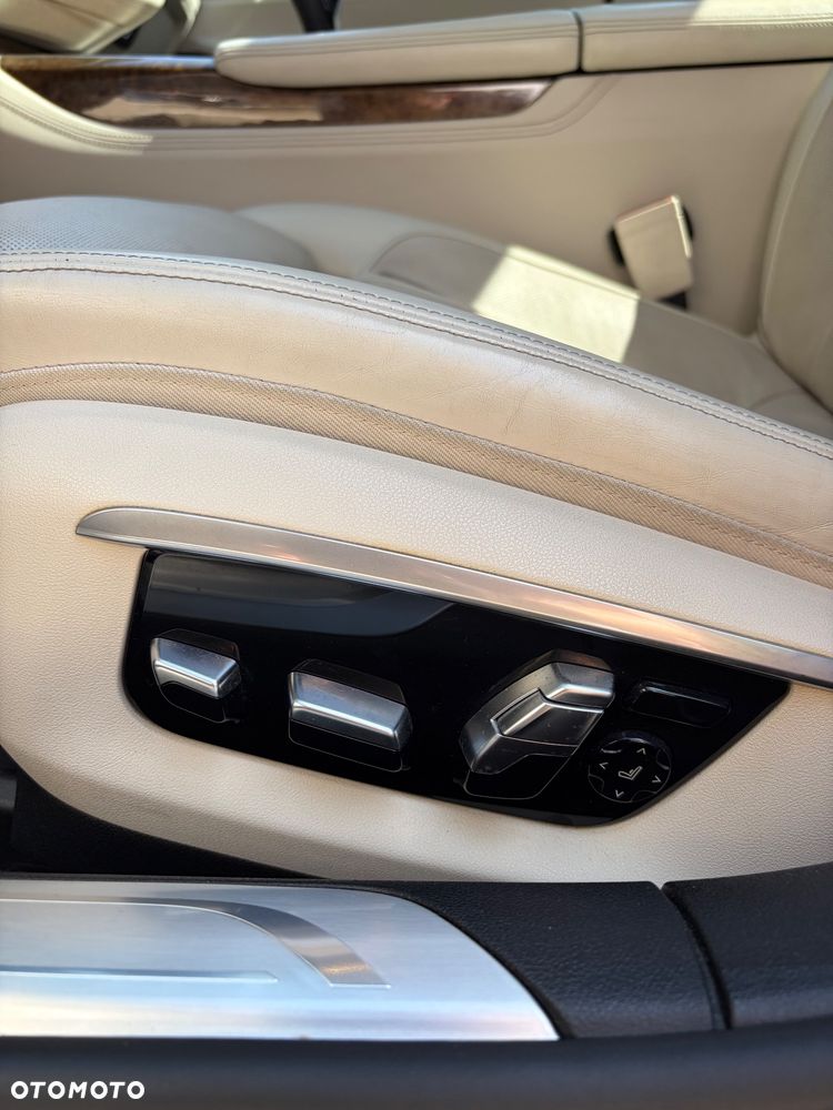 BMW Seria 7 740Li - 13