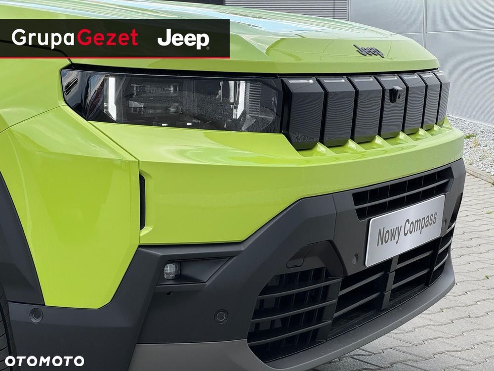 Jeep Compass - 22
