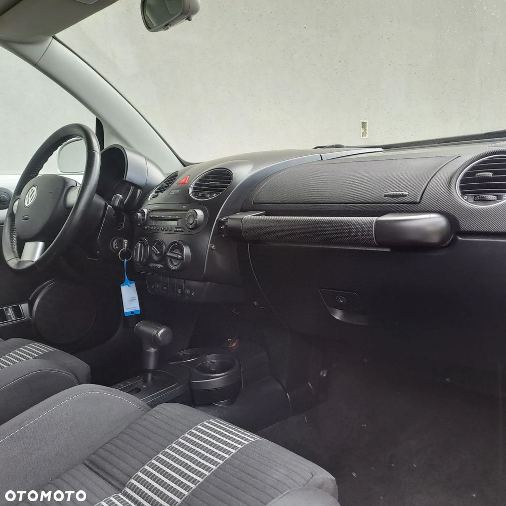 Volkswagen New Beetle 2.0 Automatik Freestyle - 21