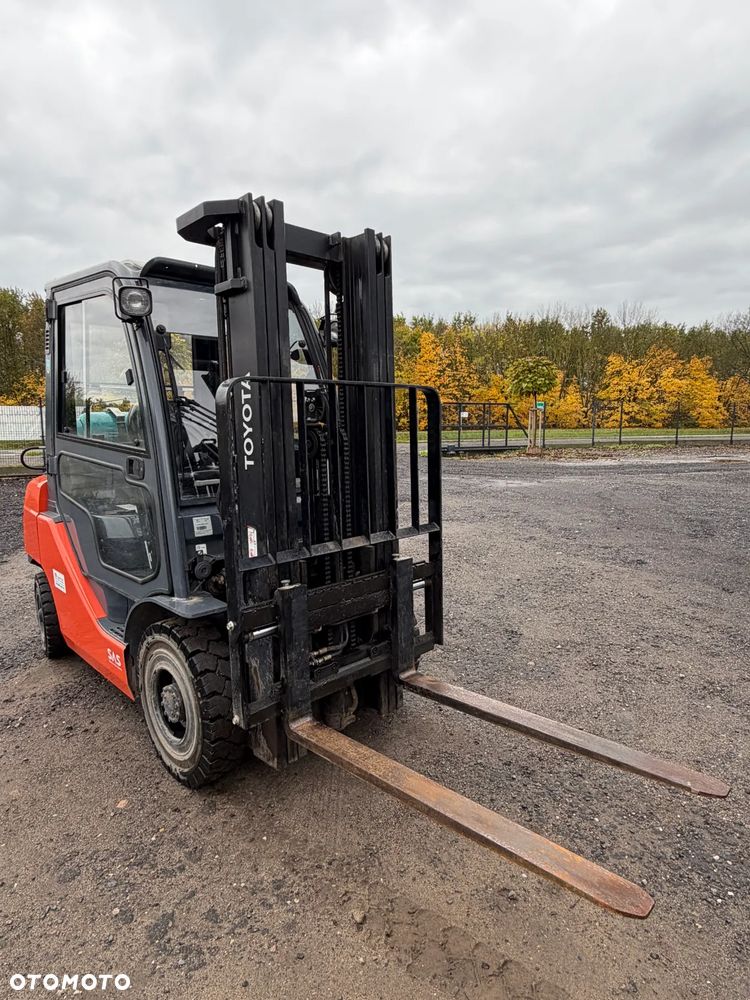 Toyota 02-8FGF25 - 4