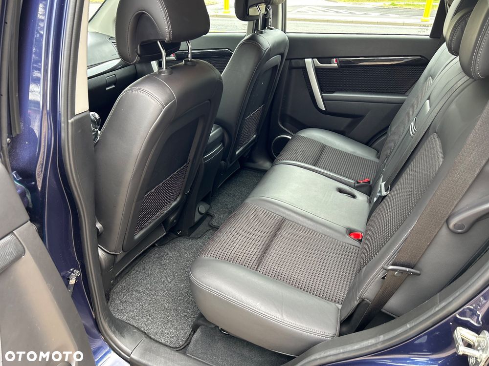 Chevrolet Captiva 2.4 2WD LT - 12