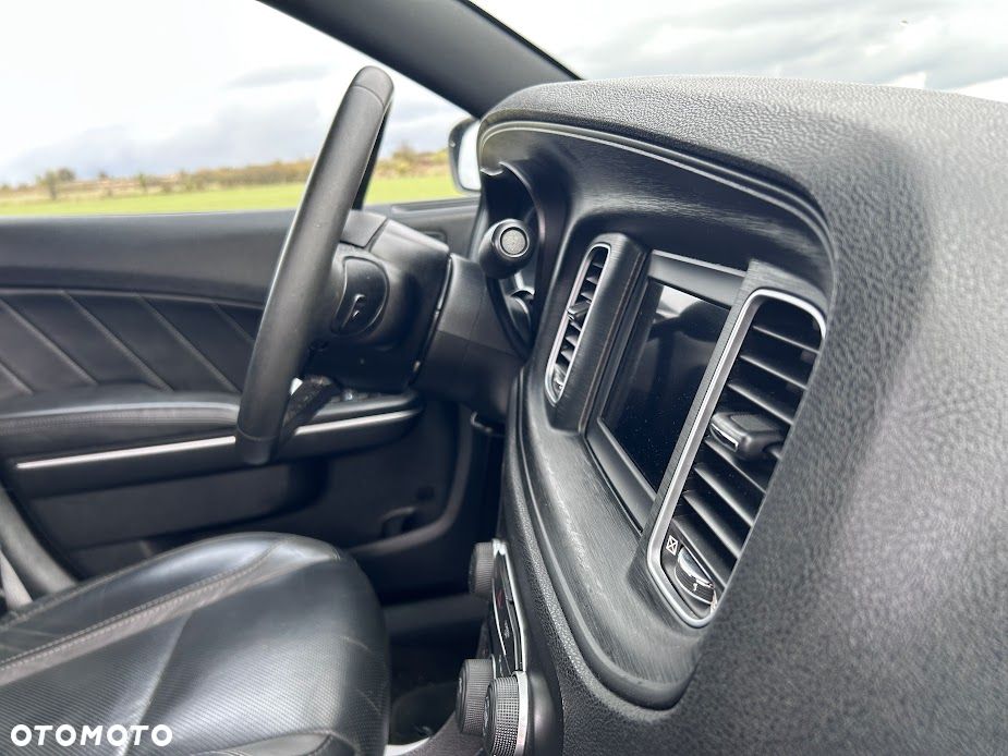 Dodge Charger 5.7 R/T - 13